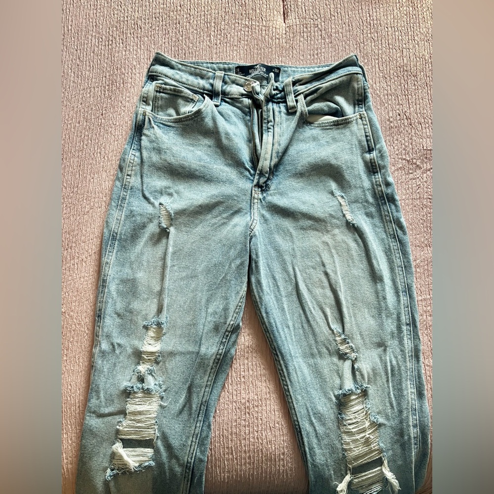Hollister High Rise Ripped Jeans - Light Blue